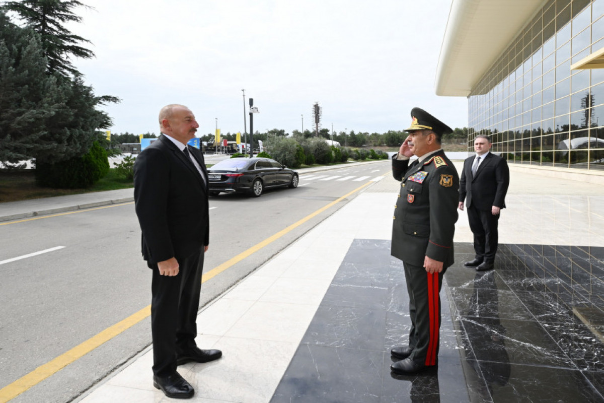 Le président Ilham Aliyev visite les salons ADEX-2024 et Securex Caspian - Photos 