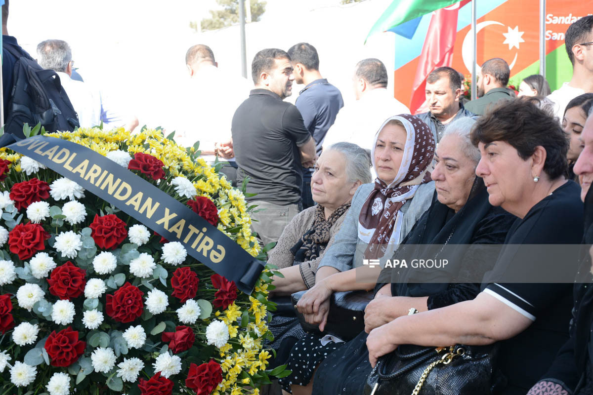 L'Azerbaïdjan commémore la mémoire des martyrs de la Guerre patriotique - en image 