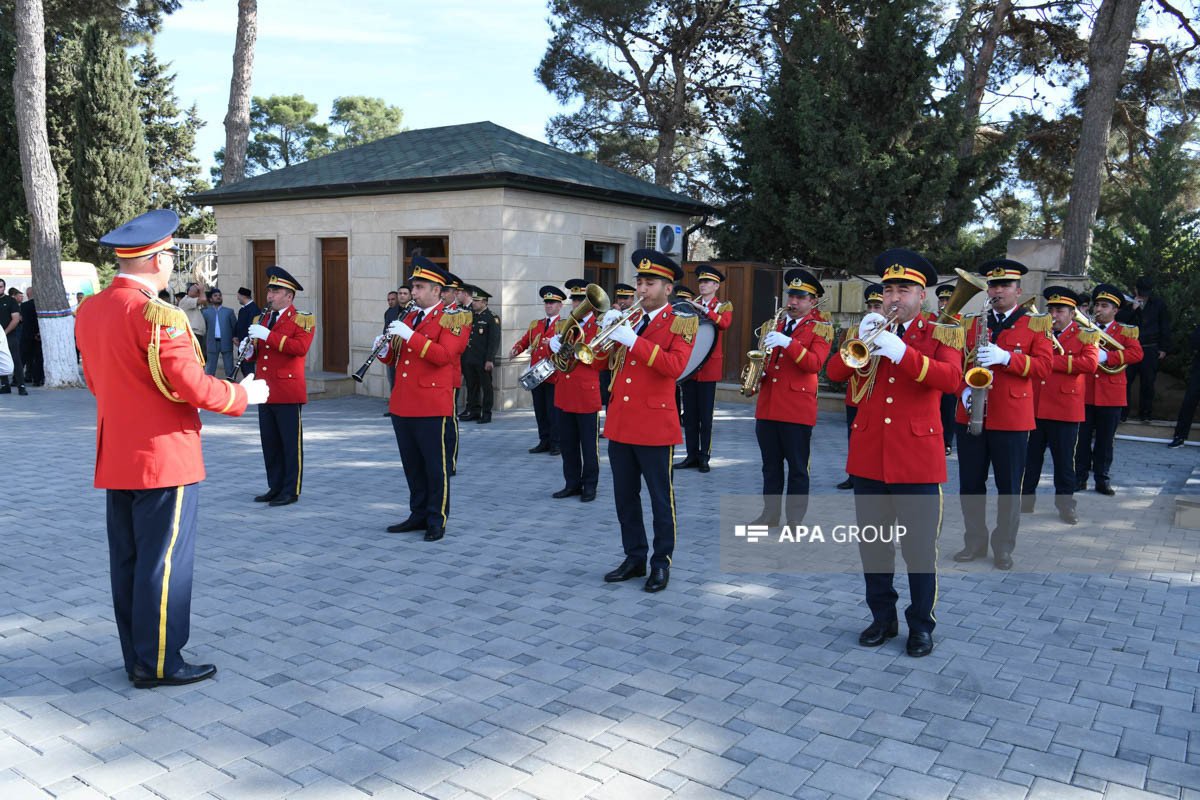 L'Azerbaïdjan commémore la mémoire des martyrs de la Guerre patriotique - en image 