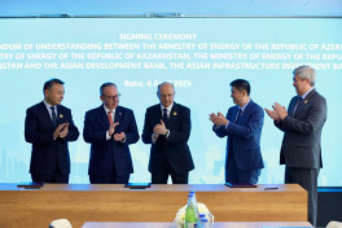 L'Azerbaïdjan, le Kazakhstan et l'Ouzbékistan coopèrent avec la BAD et la BAII sur le projet de corridor d'énergie verte de la mer Caspienne