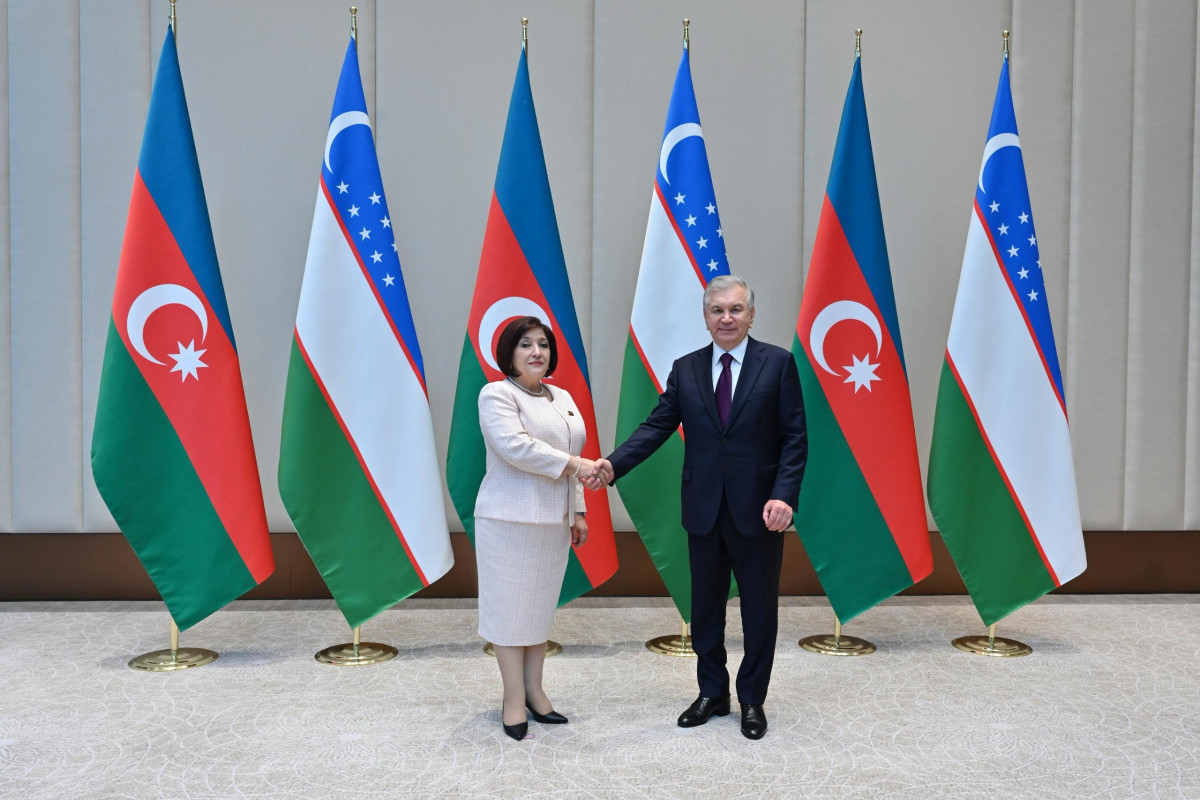 Rencontre entre la présidente du Parlement azerbaïdjanais et le président ouzbek