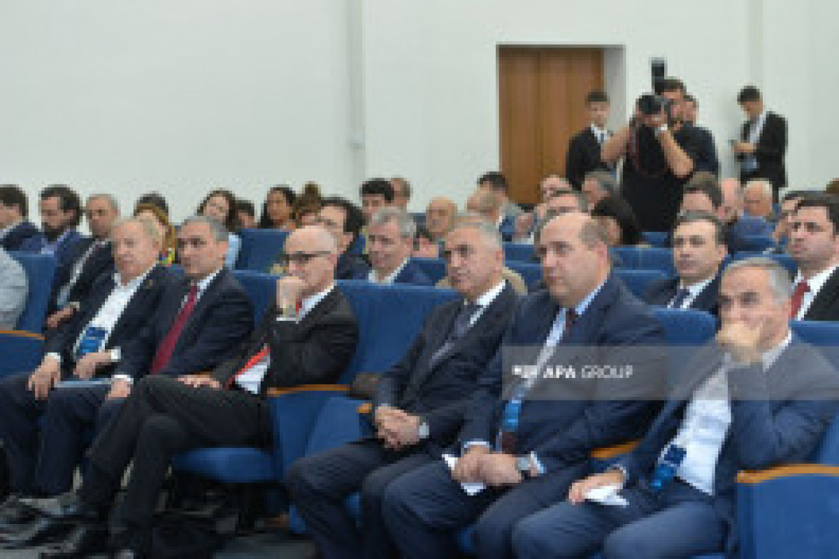 Le 7e Forum politique de l’Université ADA s'ouvre à Khankendi - Photo 