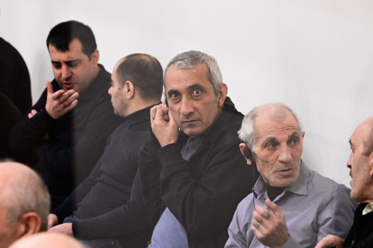 Des vidéos reflétant le meurtre d’un nourrisson de 39 jours brulé vif par des militaires arméniens à Baghanis Aïrym sont projetées lors de l’audience – PROCES 
