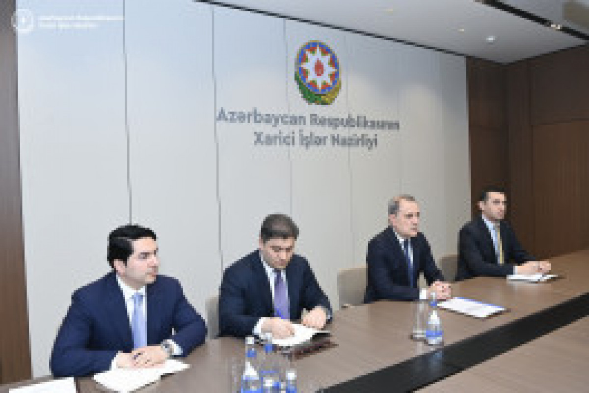 Djeyhoun Baïramov rencontre le sous-secrétaire général adjoint de l'ONU