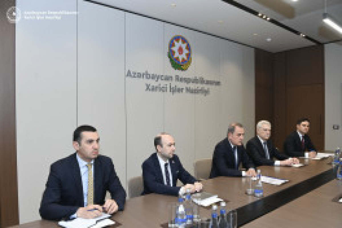 Djeyhoun Baïramov rencontre e vice-ministre lituanien des Affaires étrangères