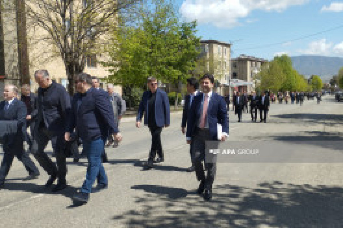 Les représentants du corps diplomatique prennent connaissance de la ville de Khankendi - Photo - Vidéo 