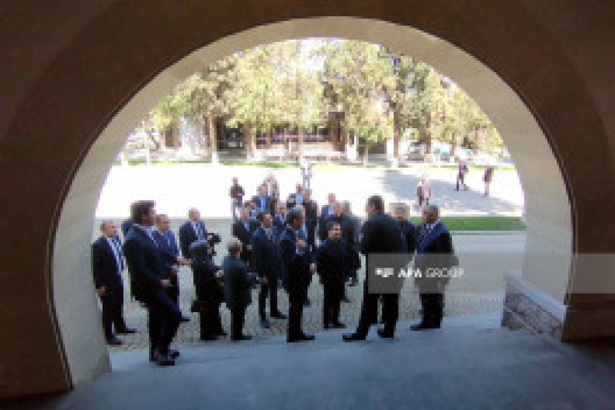 Les représentants du corps diplomatique prennent connaissance de la ville de Khankendi - Photo - Vidéo 