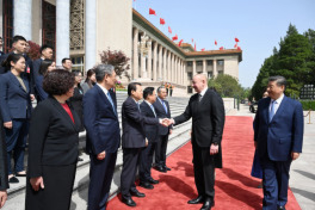 Cérémonie d’accueil officiel du président azerbaïdjanais à Pékin