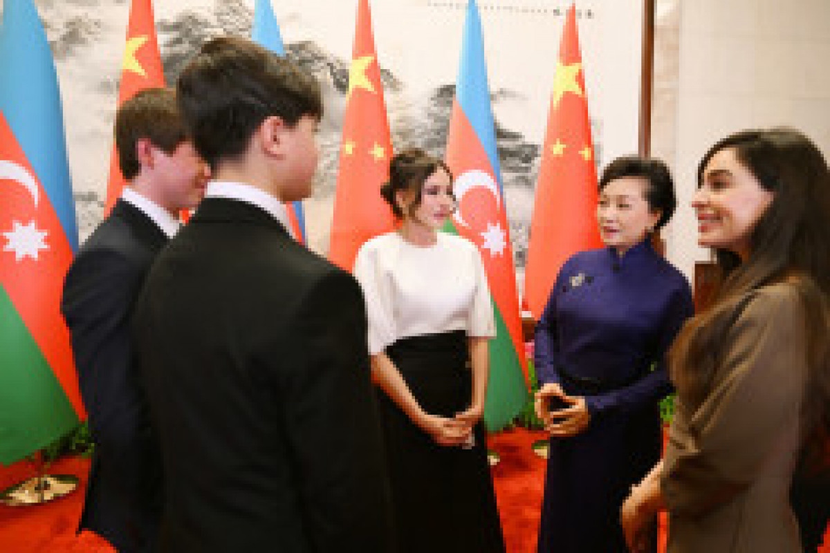 Cérémonie d’accueil officiel du président azerbaïdjanais à Pékin