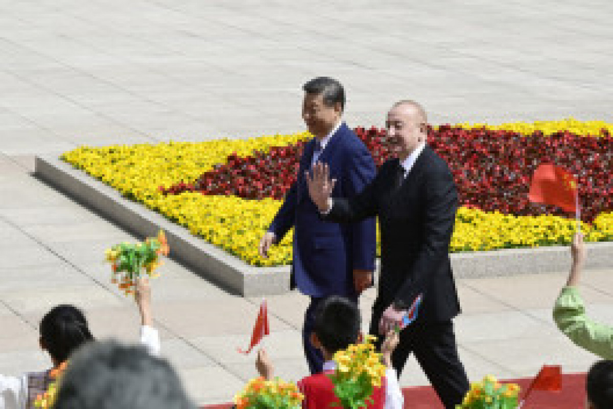 Cérémonie d’accueil officiel du président azerbaïdjanais à Pékin