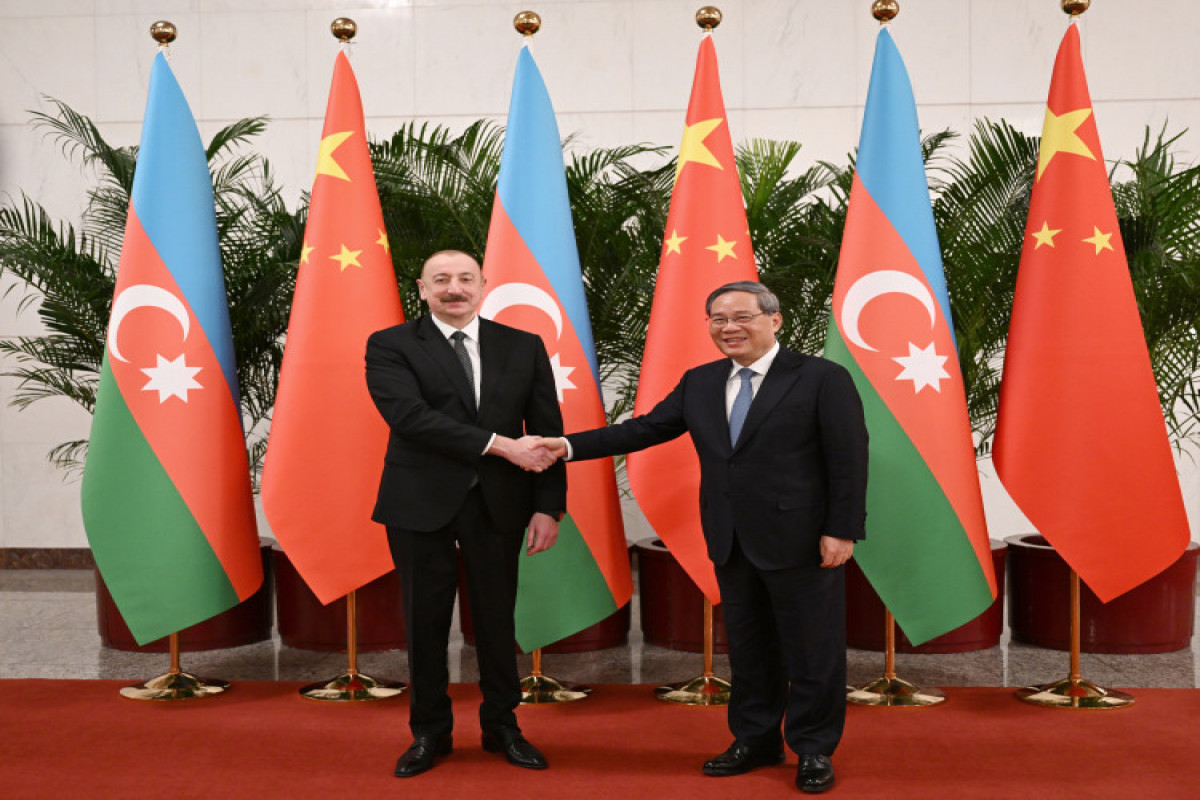 Ilham Aliyev rencontre le Premier ministre chinois
