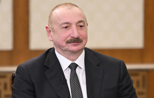 Président : Je pense qu'il y a une grande opportunité d'accueillir un plus grand nombre d'étudiants azerbaïdjanais en Chine