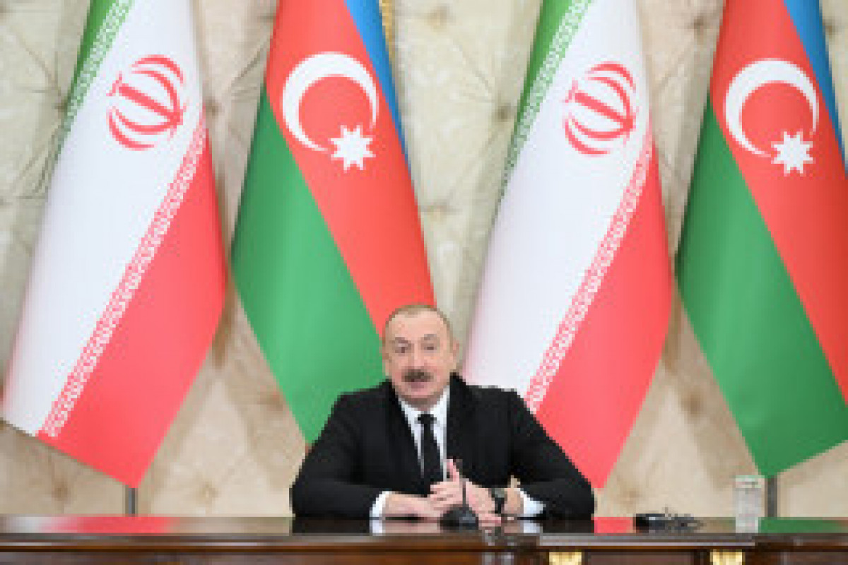 Les président azerbaïdjanais et iranien font des déclarations à la presse