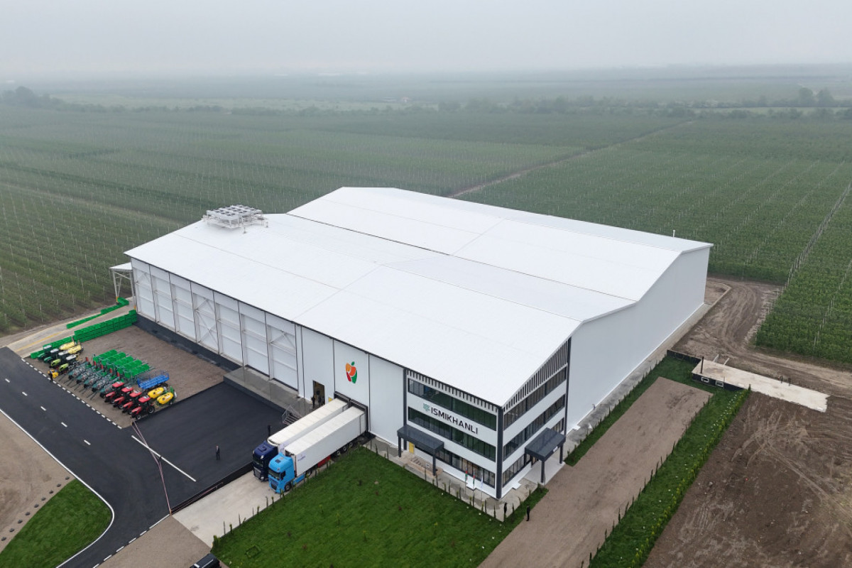 Le président Aliyev visite un complexe d’horticulture et d’entrepôt frigorifique dans la région de Goussar