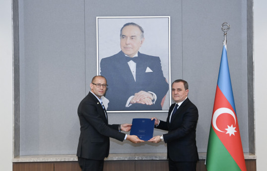 Le chef de la diplomatie azerbaïdjanaise rencontre le nouvel ambassadeur d'Israël