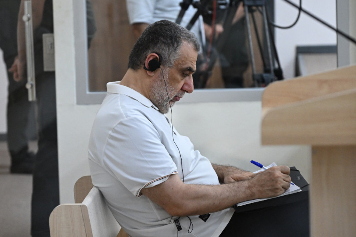 Des victimes et leurs héritiers légaux témoignent lors du procès de Ruben Vardanyan