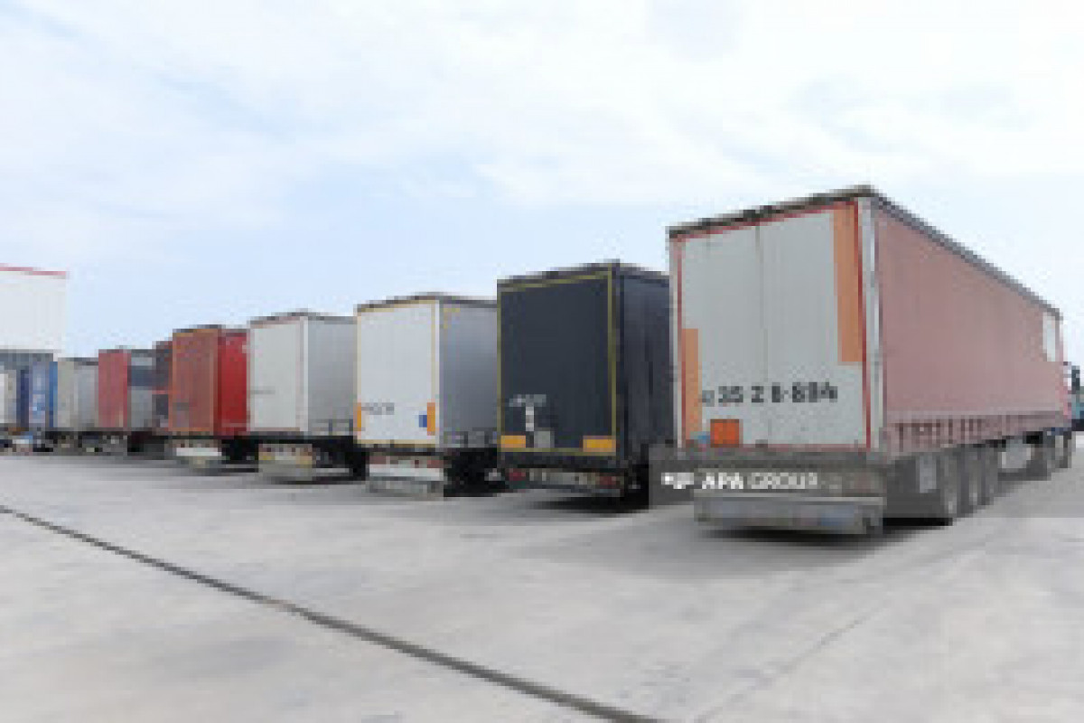 L'Azerbaïdjan envoie une nouvelle cargaison d'aide humanitaire composée d’équipements électriques à l'Ukraine - Photo  - Vidéo 