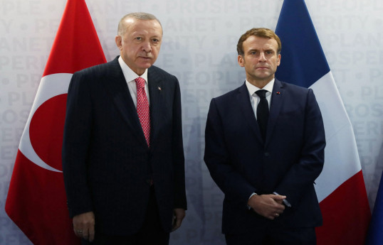Macron et Erdogan échangent sur le processus de paix entre l’Azerbaïdjan et l’Arménie