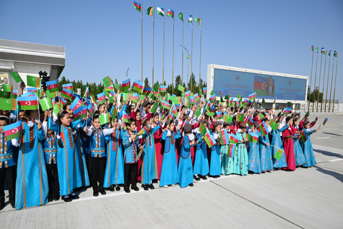 Le président Ilham Aliyev est en visite de travail au Turkménistan