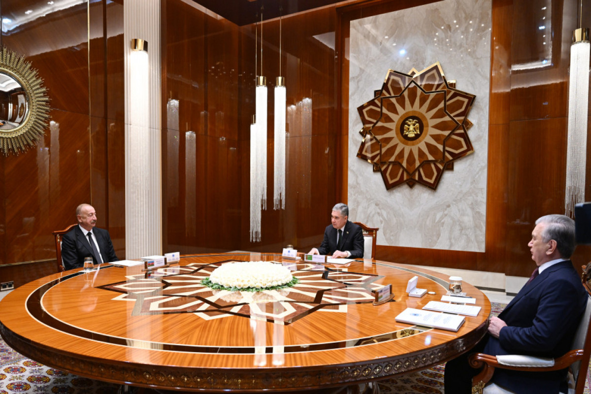 Réunion de haut niveau entre le Turkménistan, l'Azerbaïdjan et l'Ouzbékistan à Turkmenbachi