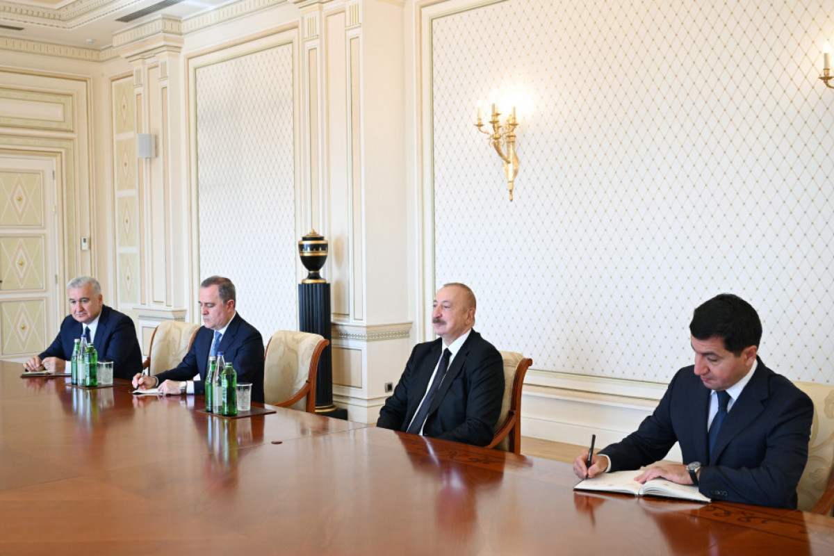 Le président azerbaïdjanais reçoit le ministre d'État britannique pour l'Europe, l'Amérique du Nord et les territoires d'outre-mer