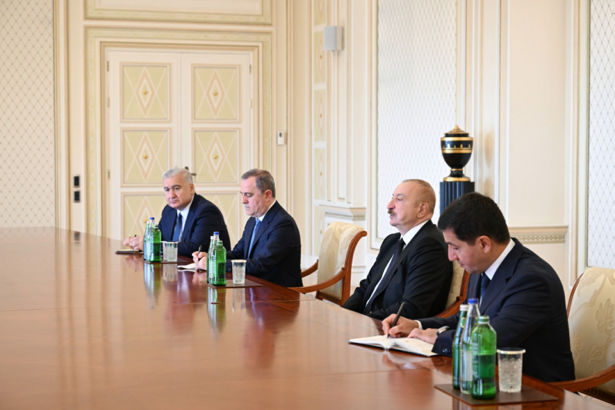 Le président azerbaïdjanais reçoit le ministre d'État britannique pour l'Europe, l'Amérique du Nord et les territoires d'outre-mer