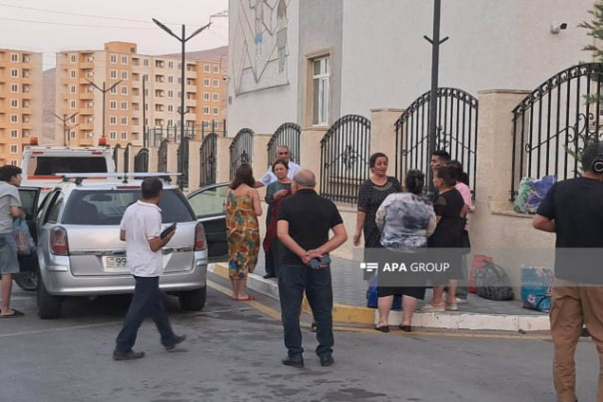 Un autre groupe des déplacés internes partent pour le village de Khydyrly de la région d'Aghdam