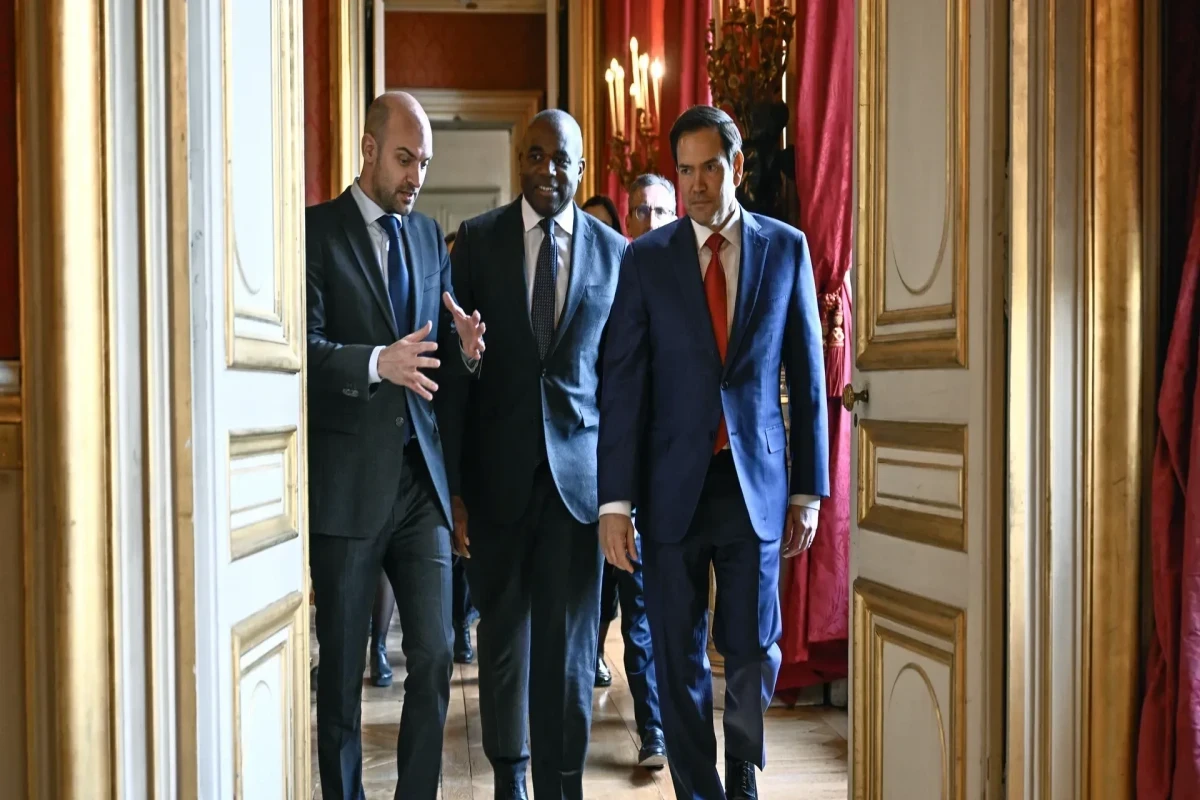 Médias: Les ministres européens annoncent le déclenchement de sanctions «snapback» contre l’Iran