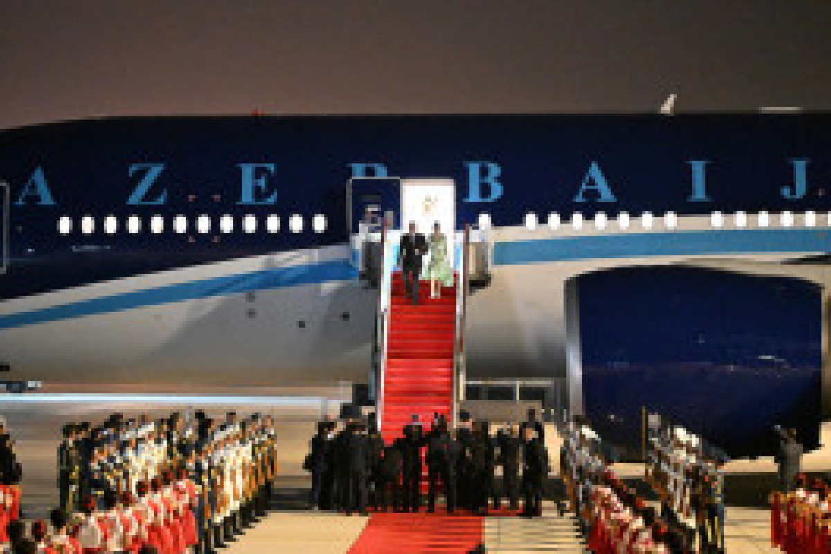 Le président Ilham Aliyev entame une visite de travail en Chine