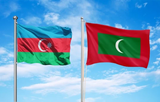 Titulaires de passeports ordinaires entre l’Azerbaïdjan et les Maldives exemptés mutuellement de l’obligation de visa