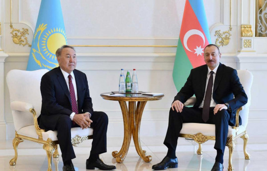 Nursultan Nazarbayev a félicité le Président Ilham Aliyev