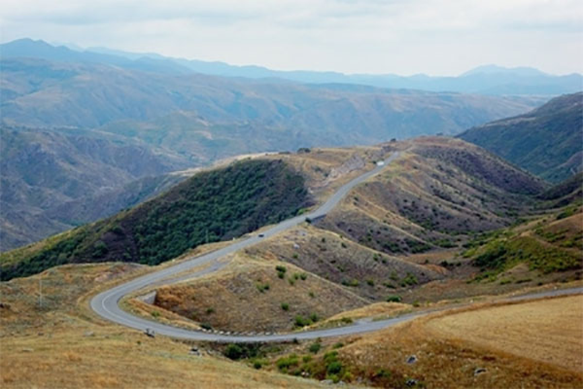 En Azerbaïdjan, la construction du corridor de Zanguezour se poursuit rapidement