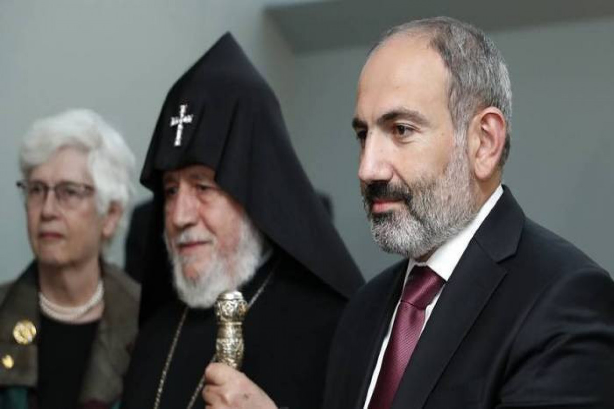 Pashinyan a privé l’Église arménienne du droit d’obtenir gratuitement des terrains et a fermé sa chaîne de télévision -ACTUALISÉ 