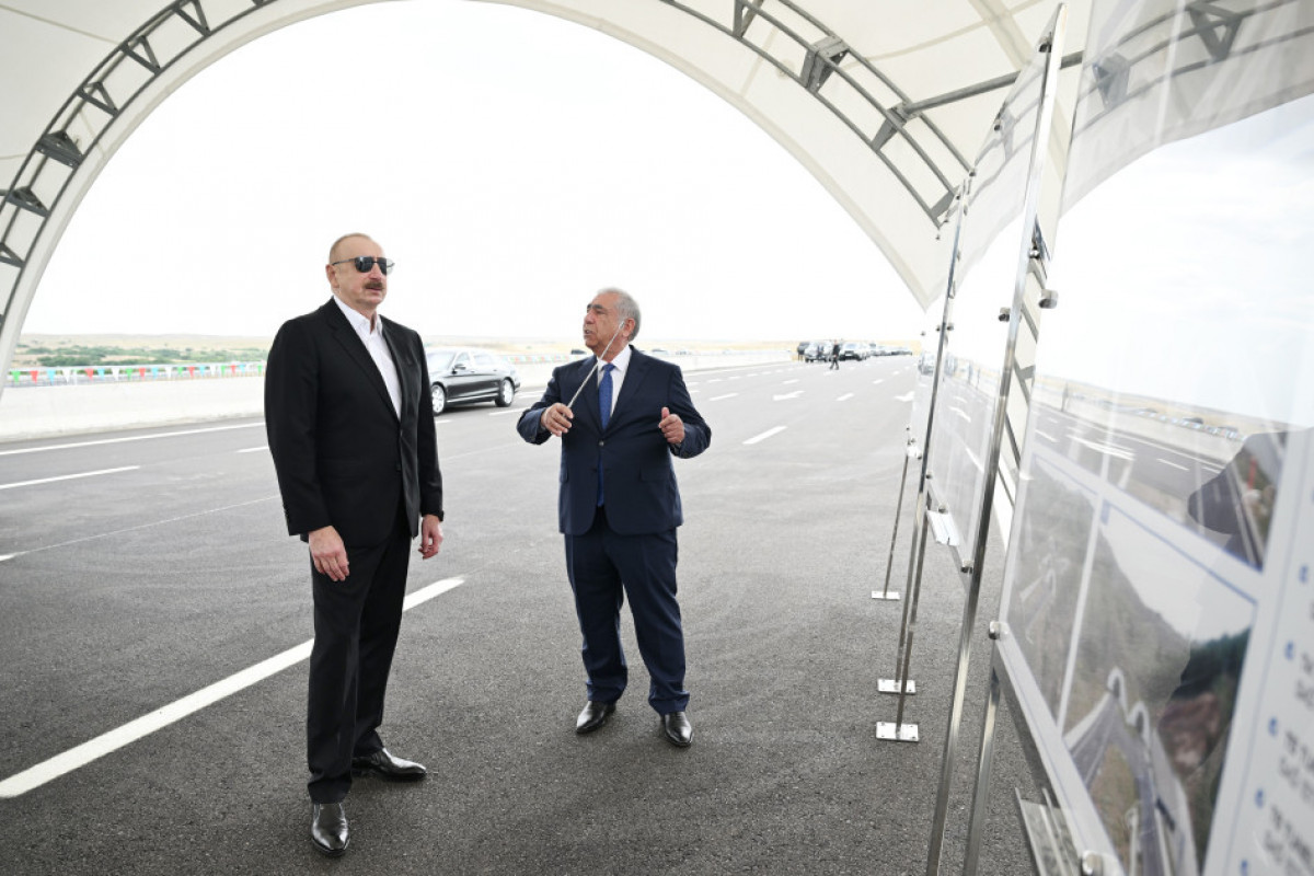 Le président Ilham Aliyev assiste à l’inauguration de la route Ahmadbeyli-Fuzouli-Choucha