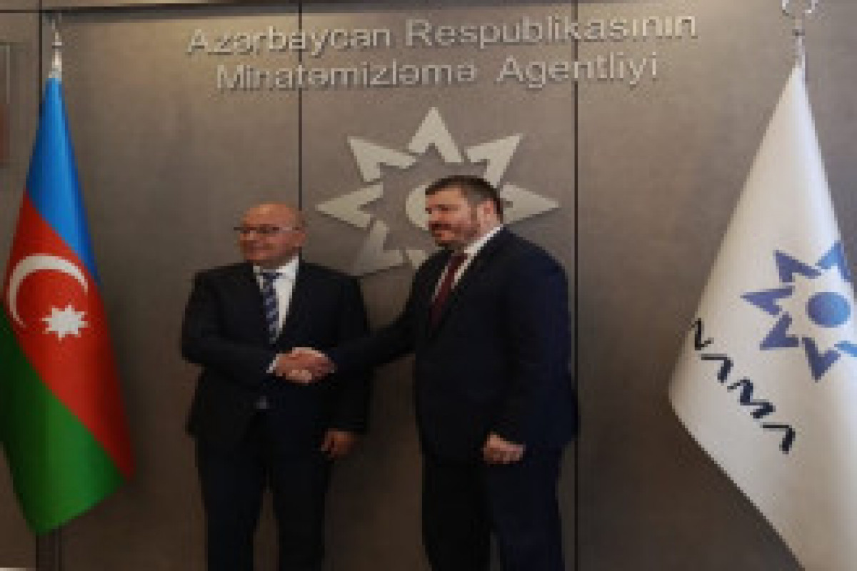 L'Ukraine et l'Azerbaïdjan conviennent d'approfondir leur coopération en matière de déminage humanitaire