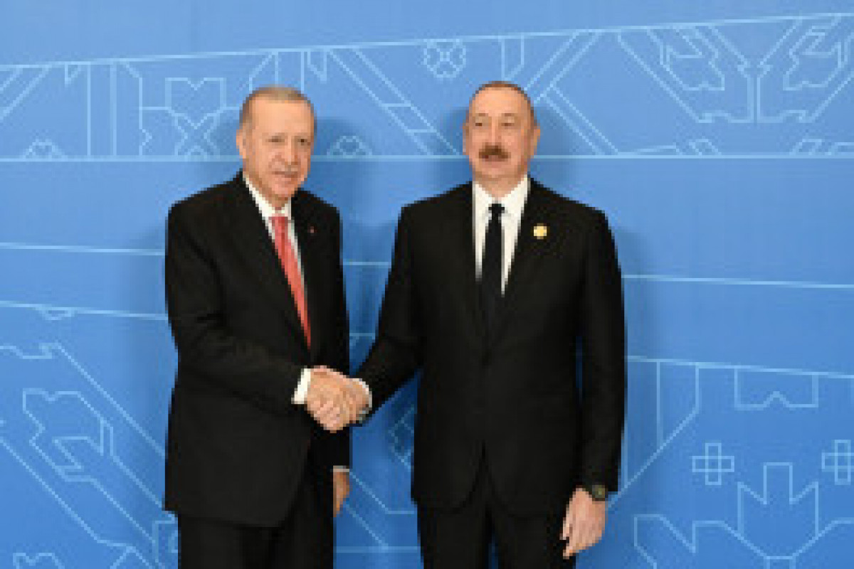 Le président Ilham Aliyev a pris la parole lors du 17e Sommet de l’Organisation de coopération économique à Khankendi - Vidéo  - Mise à jour 