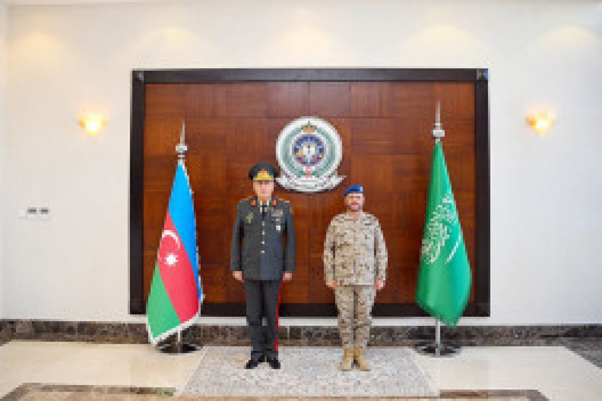 Entretien des chefs d'état-major azerbaïdjanais et saoudien