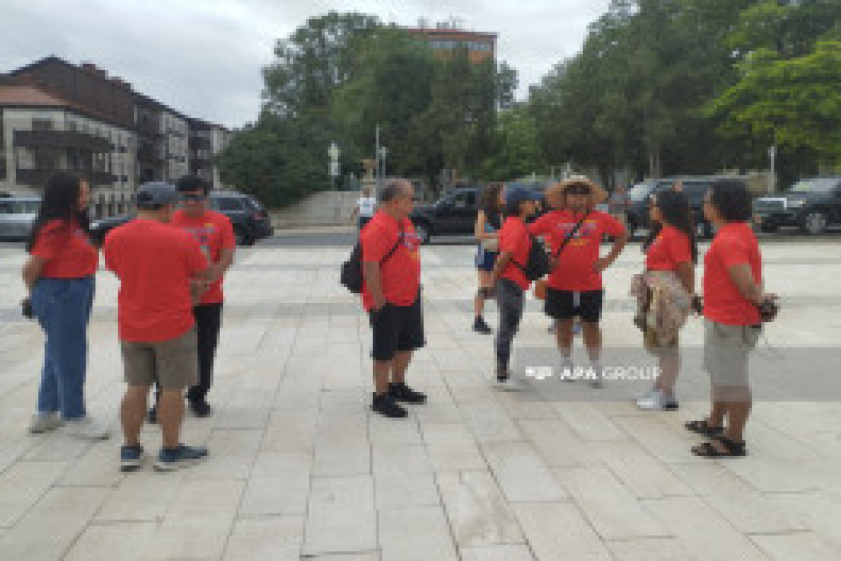 Des voyageurs internationaux arrivent à Choucha