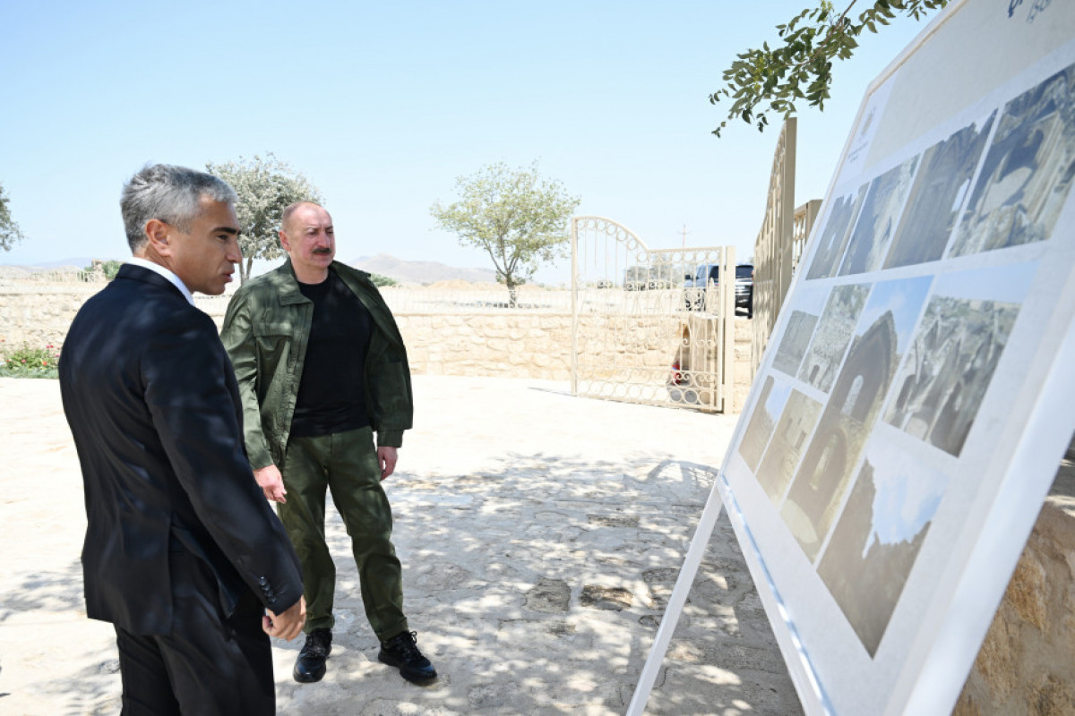 Le président Ilham Aliyev assiste à la réouverture d’une mosquée historique restaurée dans la région Aghdam
