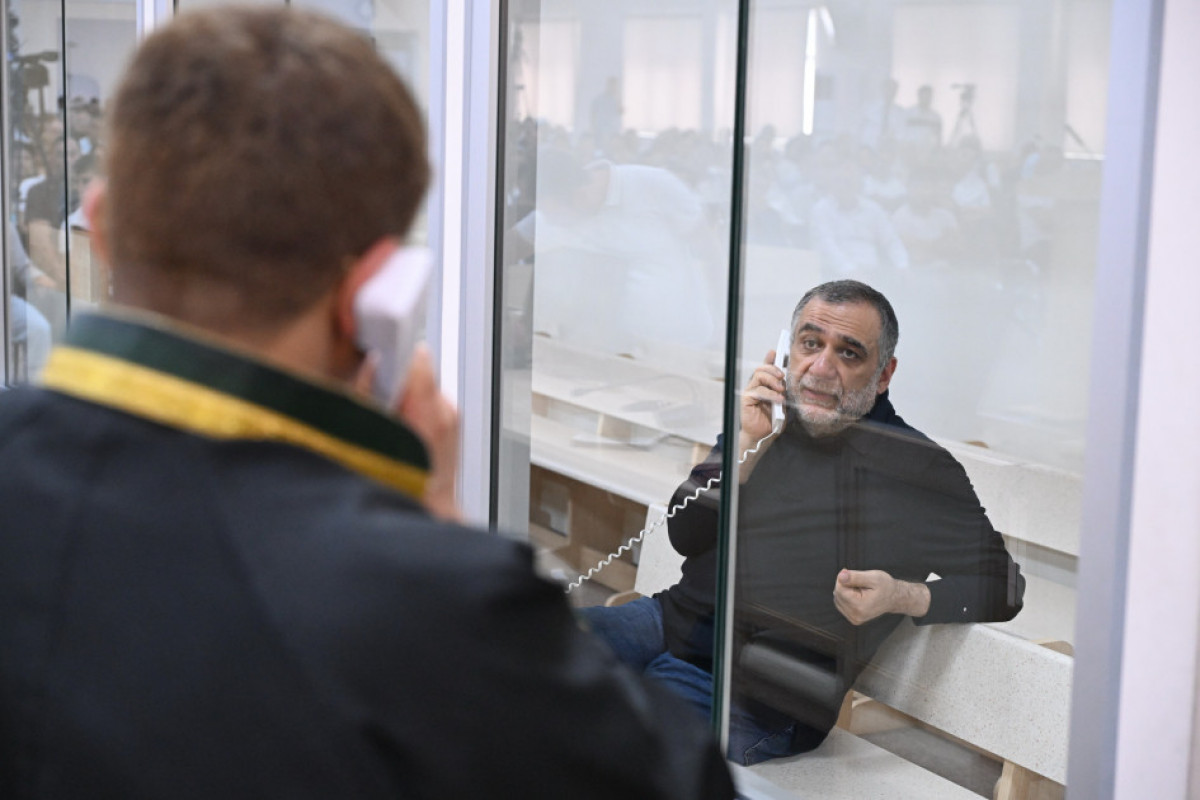 Des victimes et leurs héritiers légaux témoignent lors du procès de Ruben Vardanyan