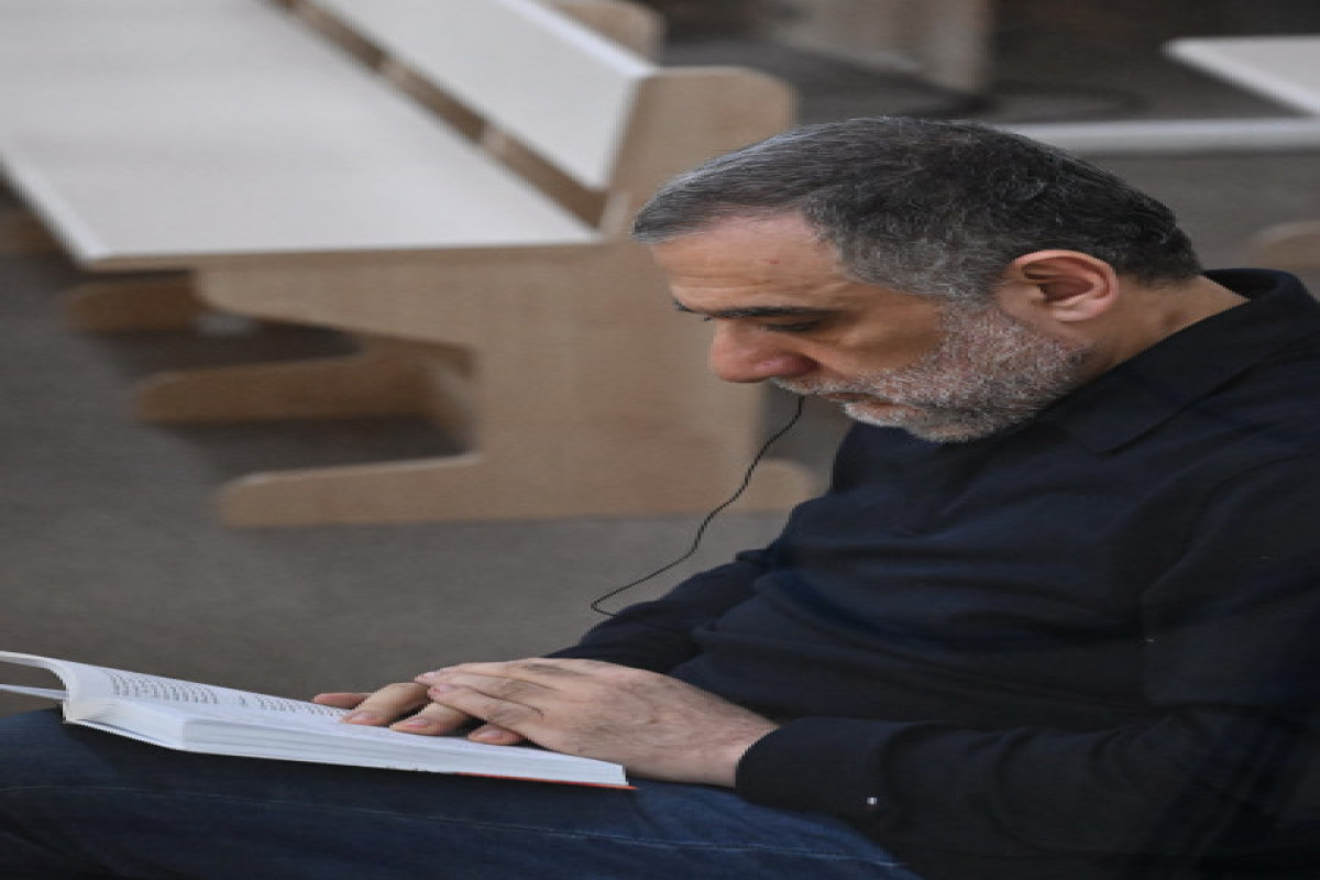 Des victimes et leurs héritiers légaux témoignent lors du procès de Ruben Vardanyan