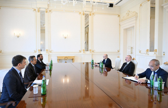 Le président azerbaïdjanais reçoit le président du conseil d'administration de la société saoudienne ACWA Power