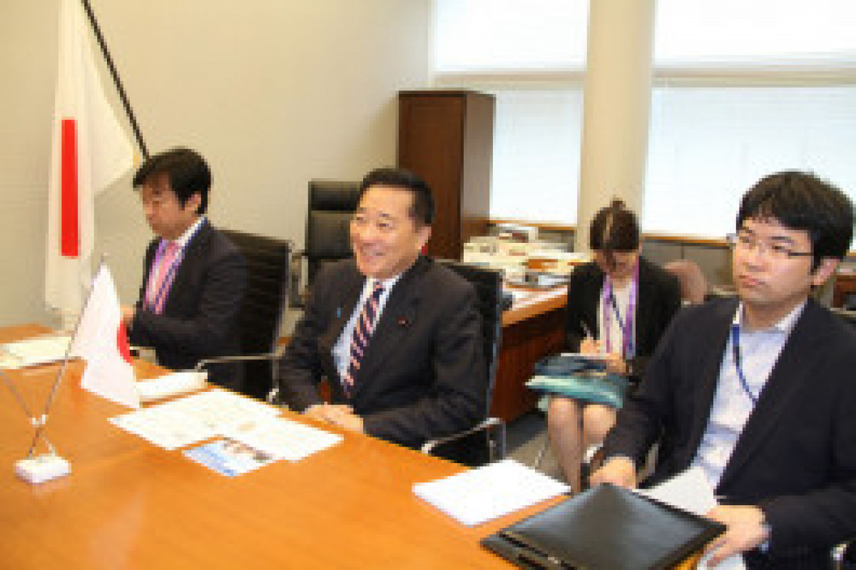 L'assistant du président azerbaïdjanais rencontre le conseiller spécial du Premier ministre japonais