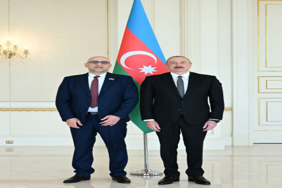 Le président azerbaïdjanais reçoit le nouvel ambassadeur de Palestine en Azerbaïdjan