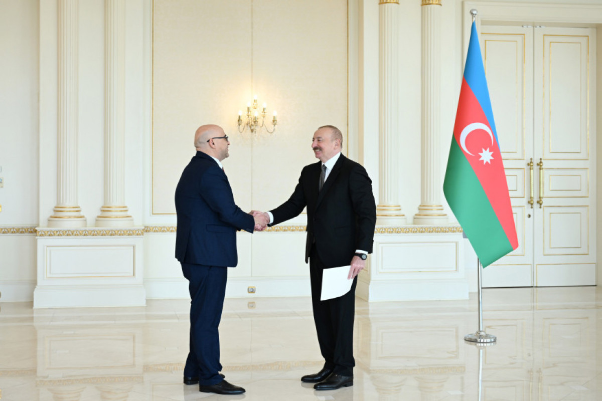 Le président azerbaïdjanais reçoit le nouvel ambassadeur de Palestine en Azerbaïdjan