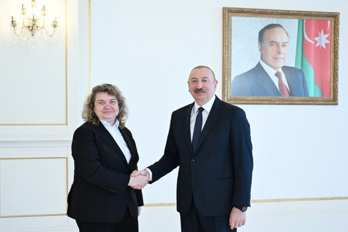 Le président azerbaïdjanais reçoit la présidente de l’Assemblée nationale bulgare
