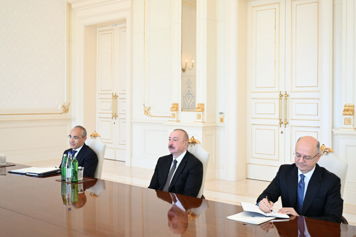 Le président de la République reçoit le directeur général du groupe britannique BP