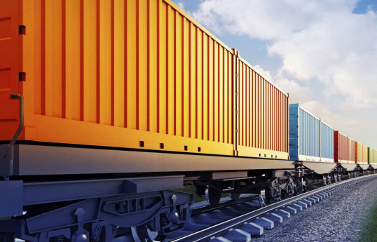 Lancement d’un nouveau service de fret multimodal entre la Chine et Bakou