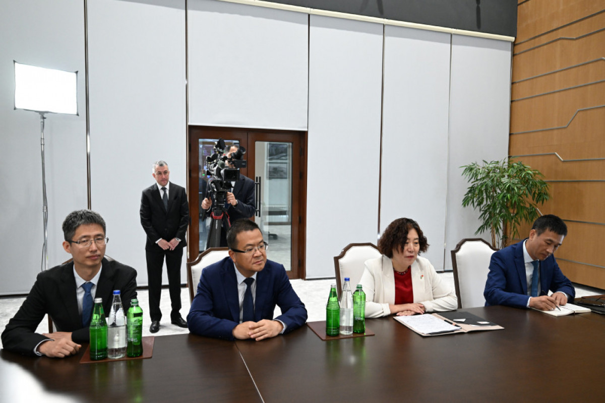 Le président azerbaïdjanais reçoit le président du Conseil d’administration de la société chinoise Dongfang Electric Corporation