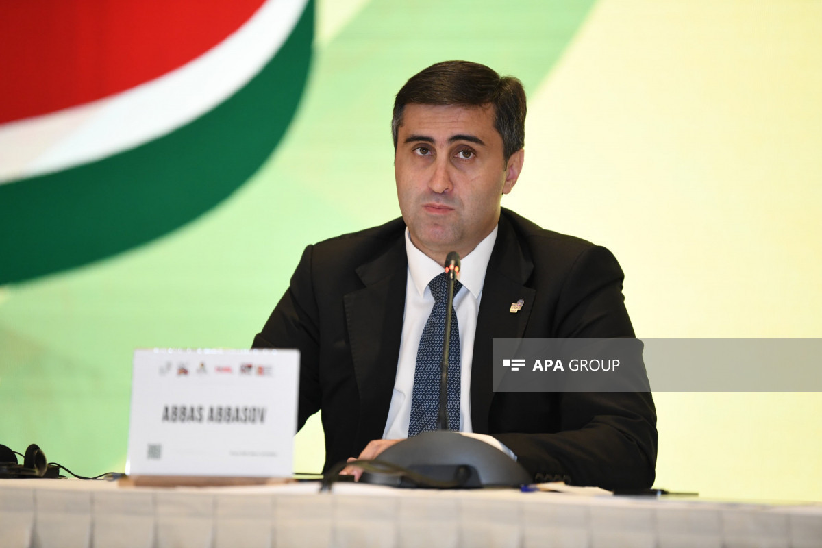 Abbas Abbassov : Transformer la Guadeloupe en département français constitue une nouvelle forme de colonialisme